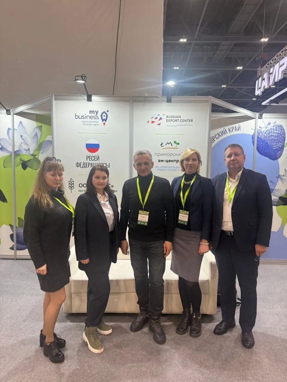 Диплом и золотая медаль на AgriTek FarmTek в Астане — фотография из архива компании